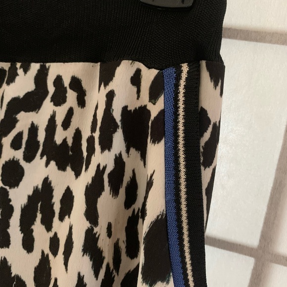 PRELOVED ROBERTO CAVALLI LEOPARD JOGGERS SIZE 44 - Picture 2 of 4